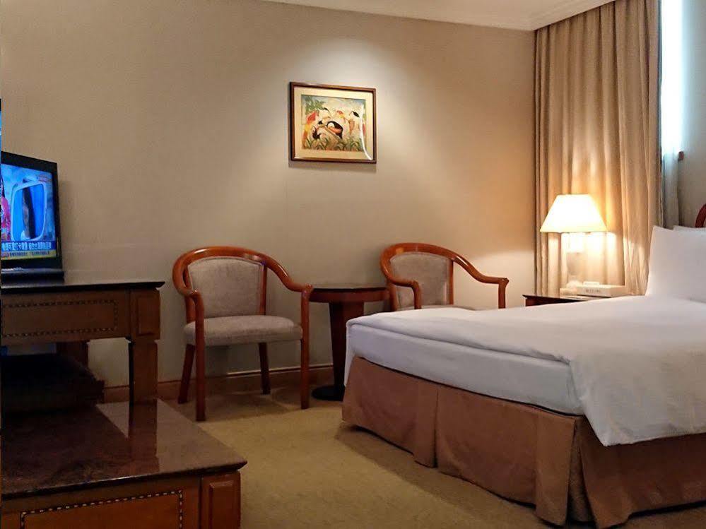 Dong Wu Hotel Taipei Luaran gambar