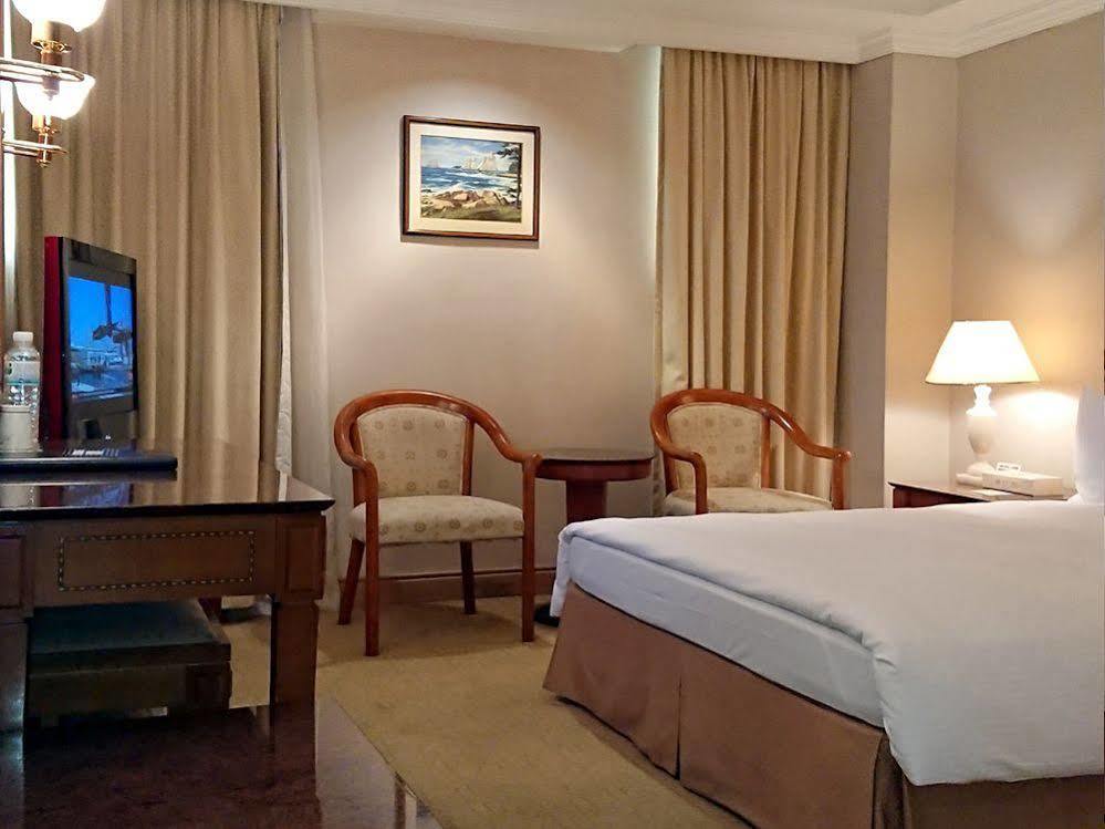 Dong Wu Hotel Taipei Luaran gambar